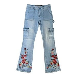 Women’s Embroidered Cargo Boot Flare Jeans Light Blue Wash Size L 13/14 Stretch